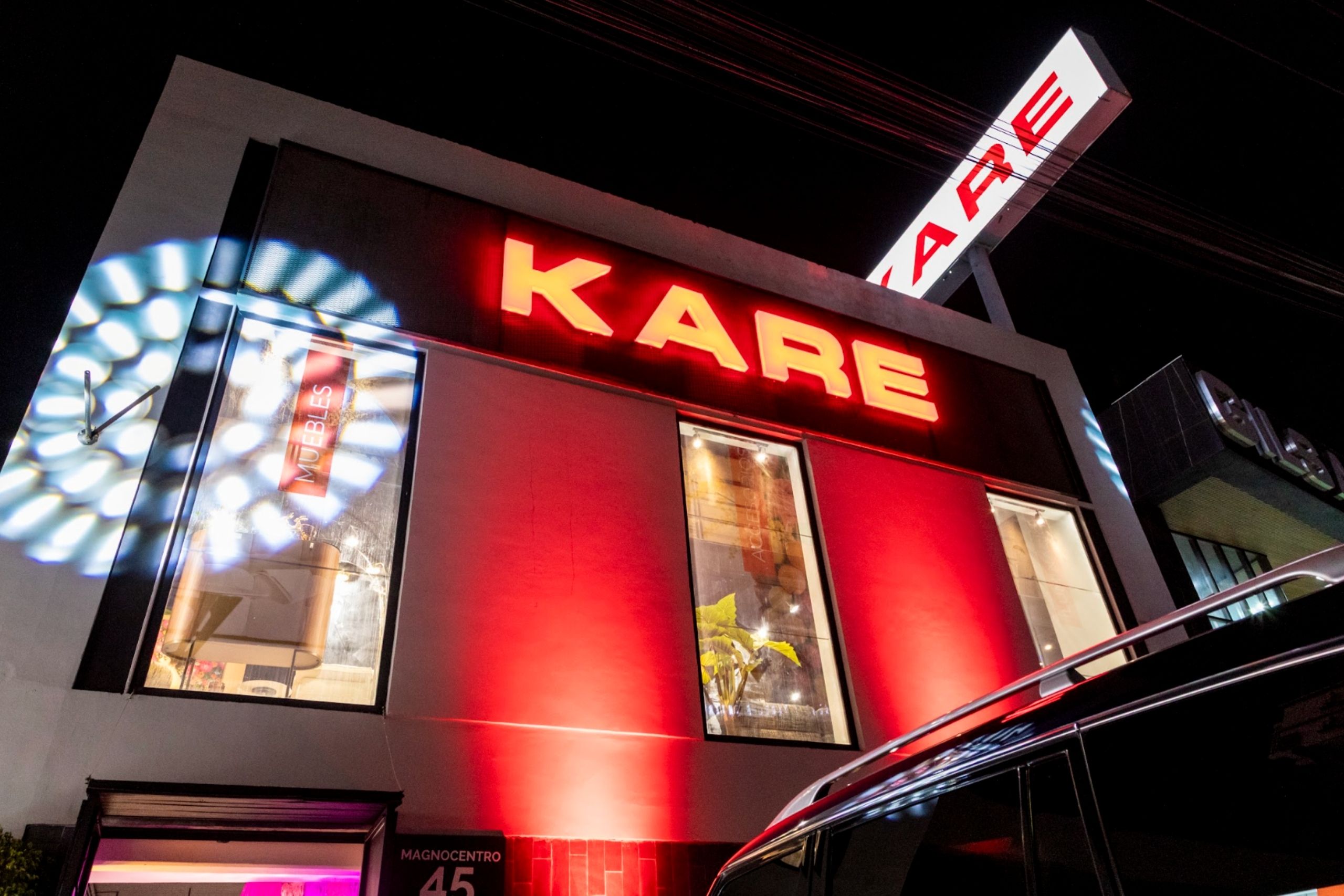 KARE Design abre sus puertas en Interlomas y celebra la llegada de su  segunda tienda independiente en México